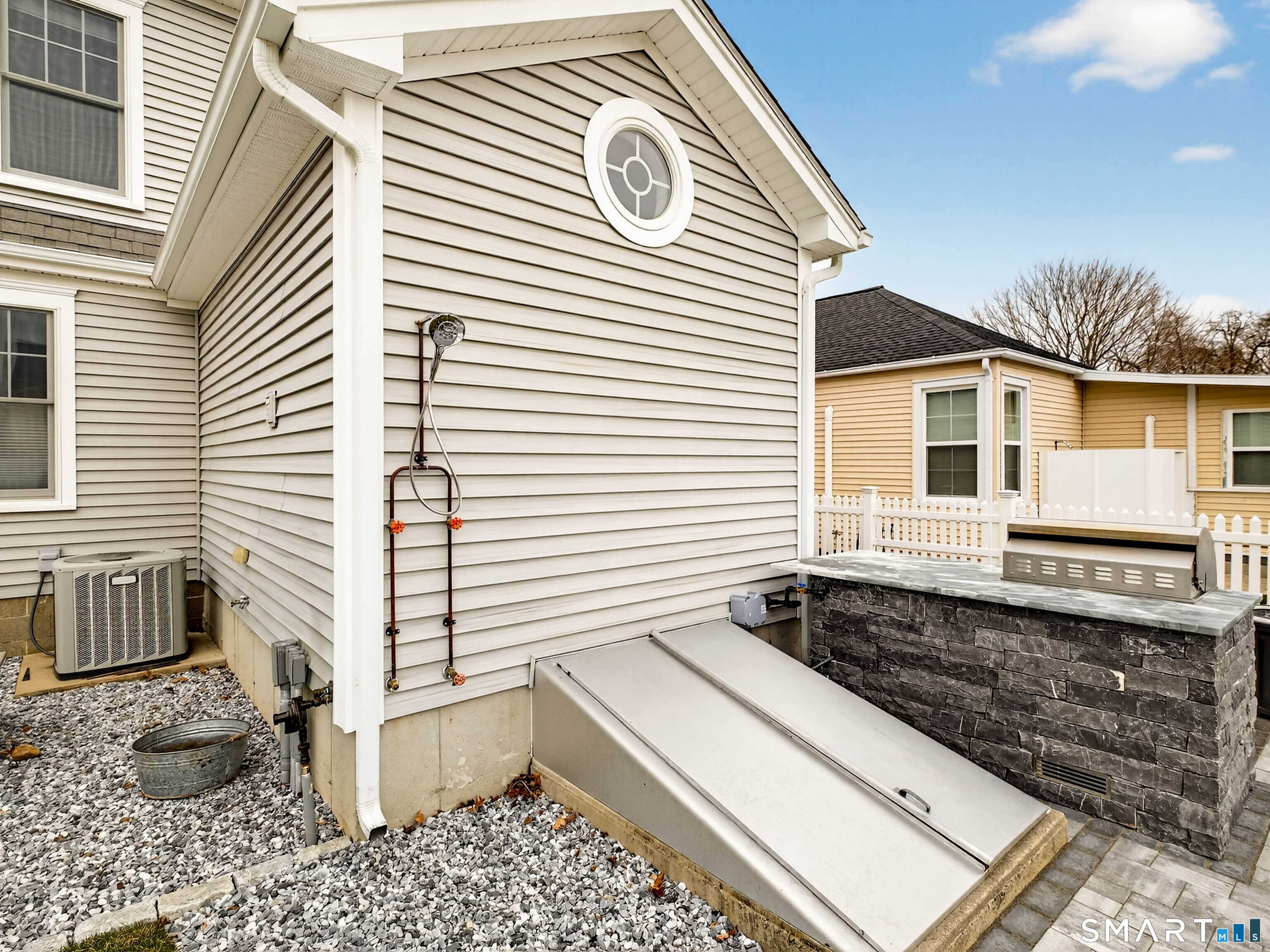 42 Nehantic Drive East Lyme CT 06357