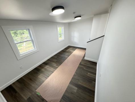 22 Hemlock Trail Newtown CT 06482