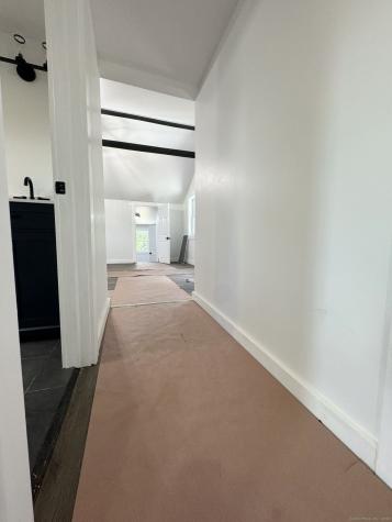 22 Hemlock Trail Newtown CT 06482