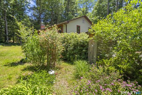 81 Buttles Road Granby CT 06035