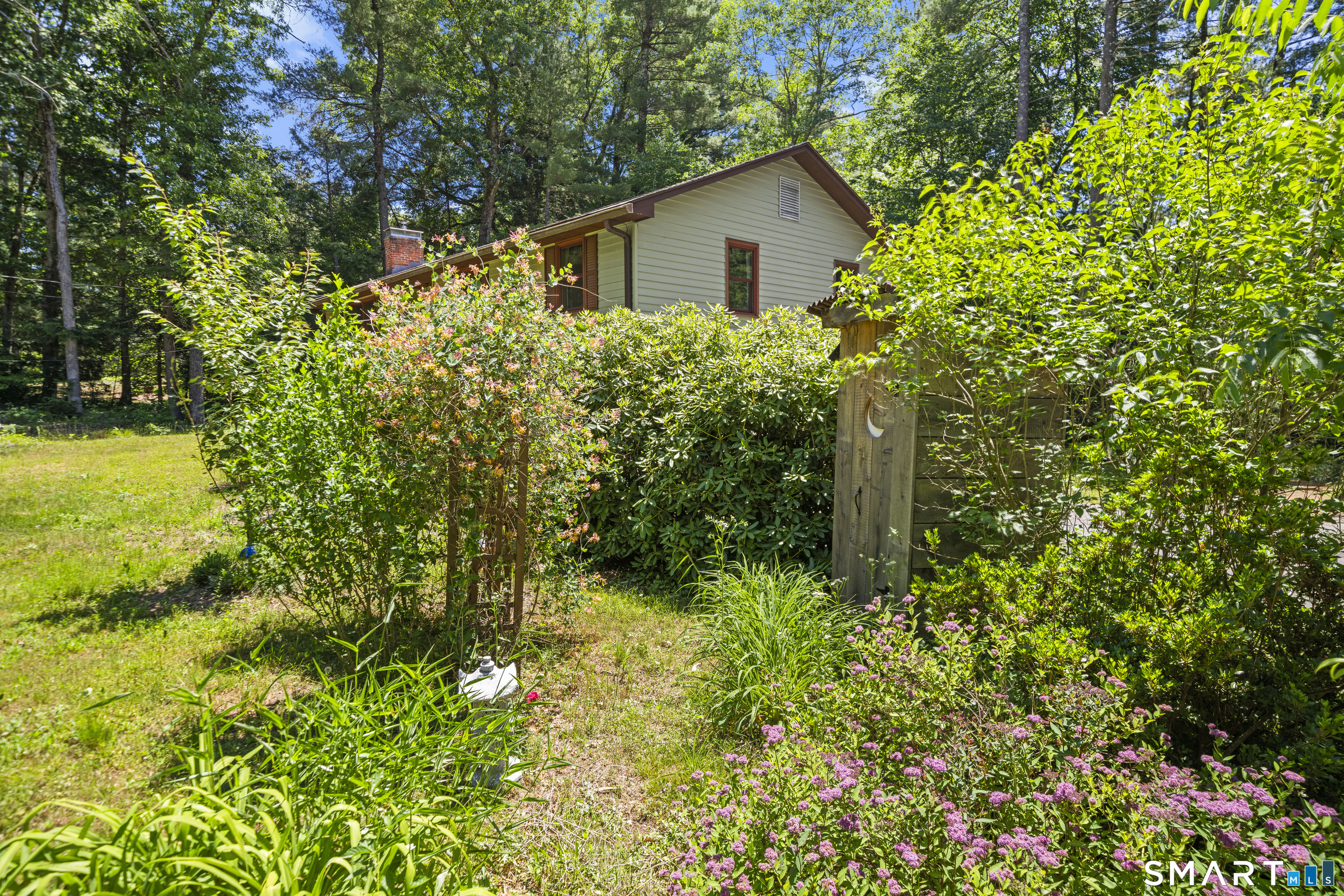 81 Buttles Road Granby CT 06035