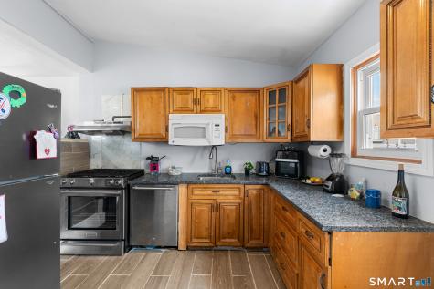 15 California Street West Haven CT 06516