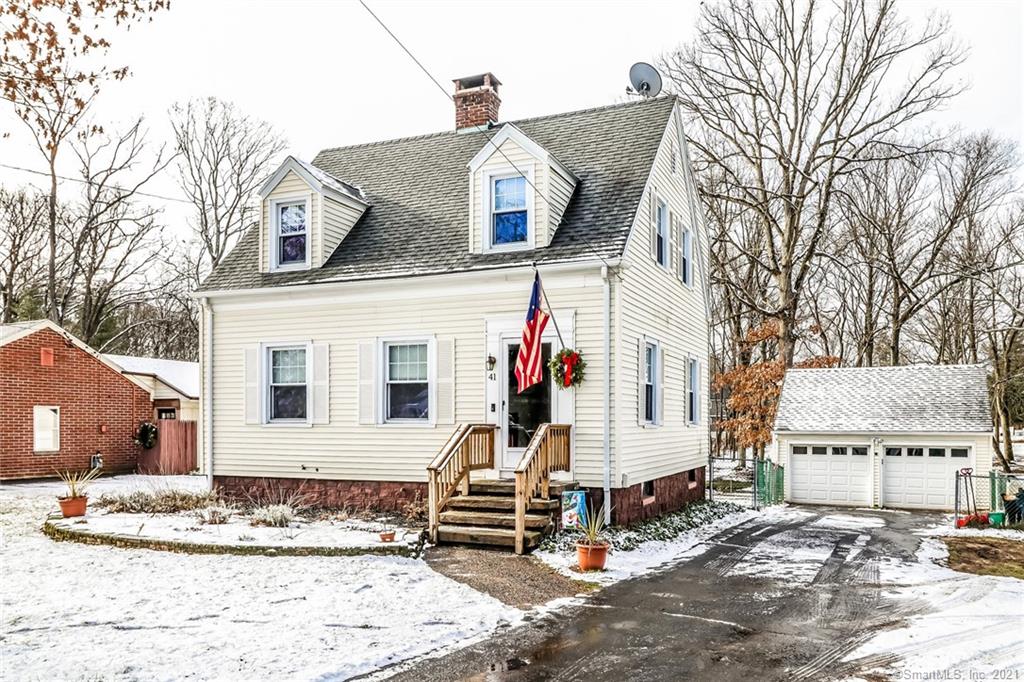 41 Pool Road North Haven CT 06473