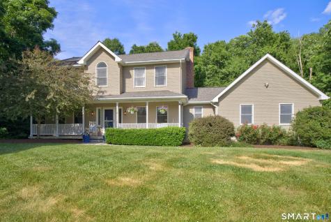 8 Bristle Lane Newtown CT 06482
