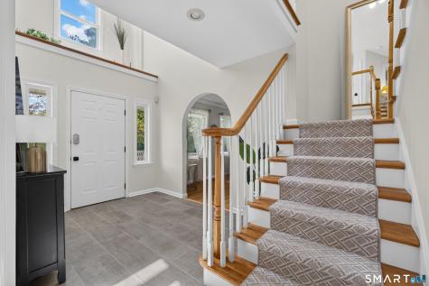 8 Bristle Lane Newtown CT 06482