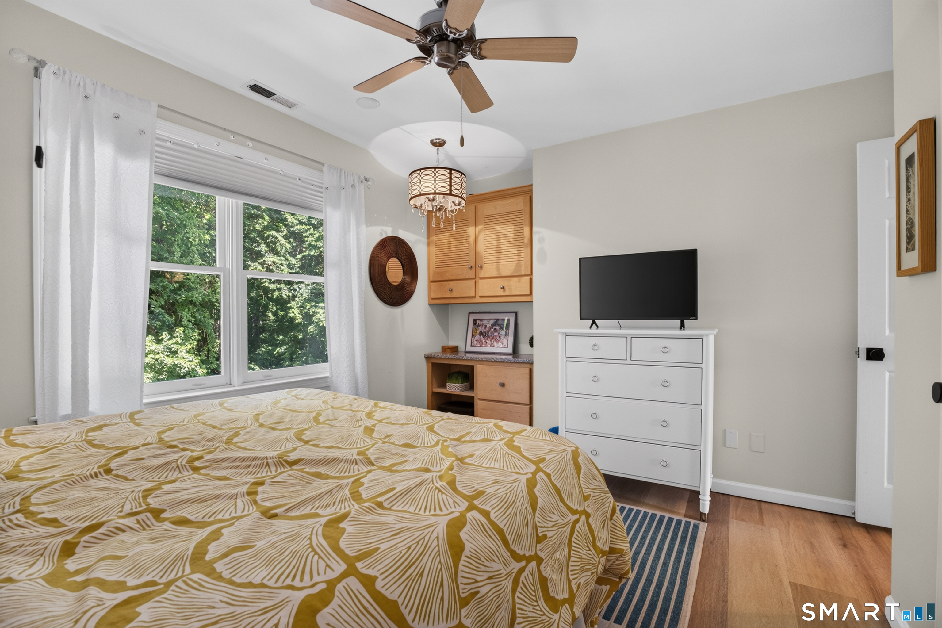 8 Bristle Lane Newtown CT 06482
