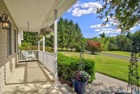 8 Bristle Lane Newtown CT 06482