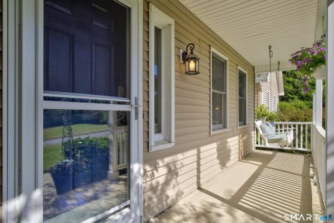 8 Bristle Lane Newtown CT 06482