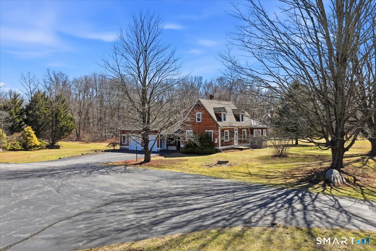 559 Route 81 Killingworth CT 06419