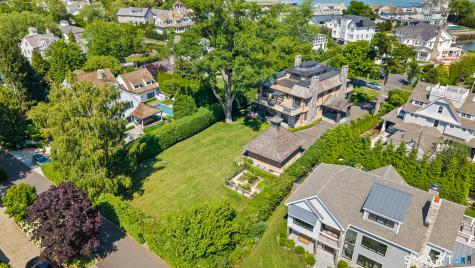 203 Shore Road Greenwich CT 06870