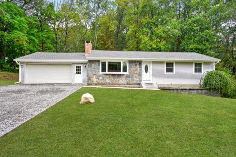 6 Patricia Lane Newtown CT 06470