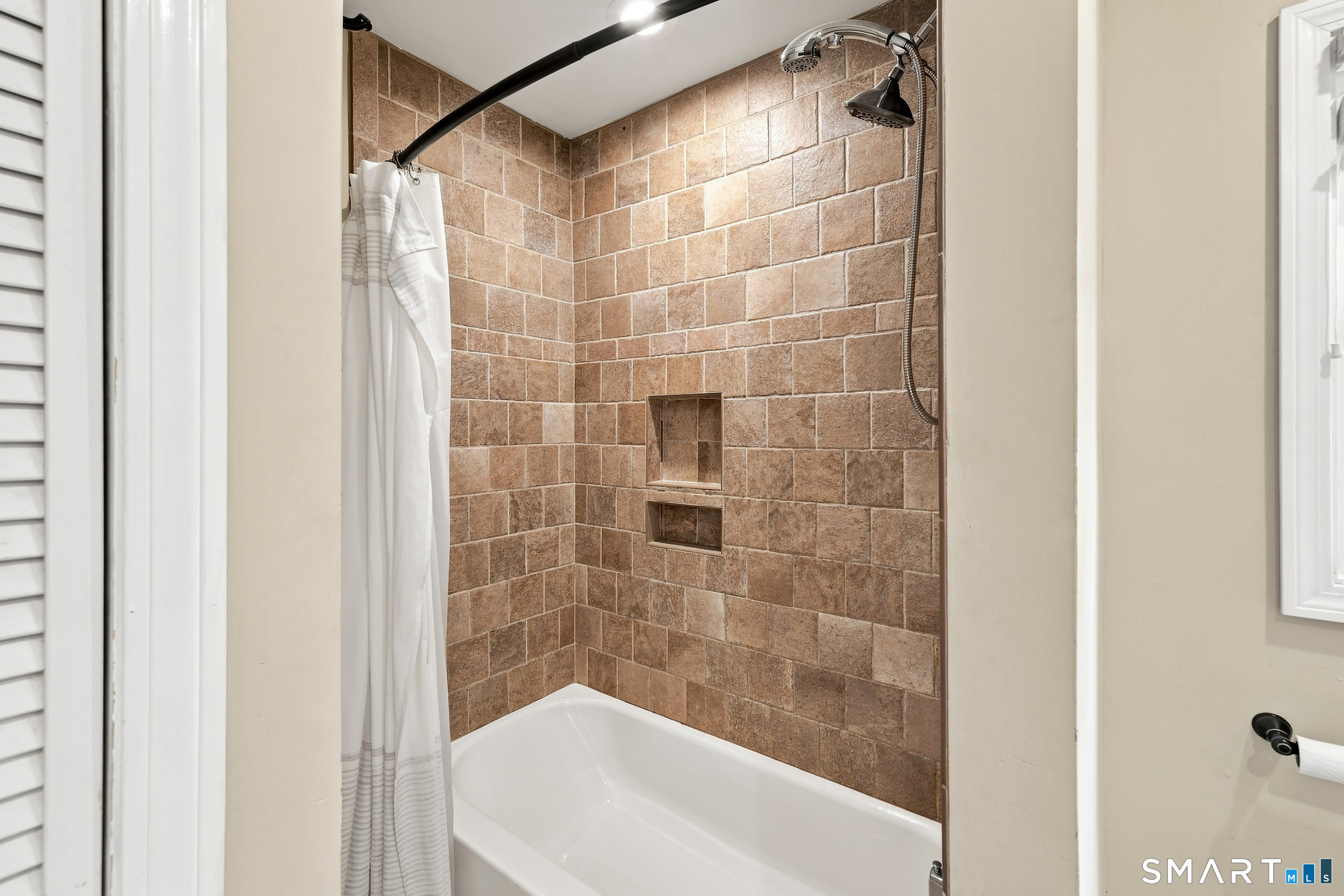 430 North Street Milford CT 06461