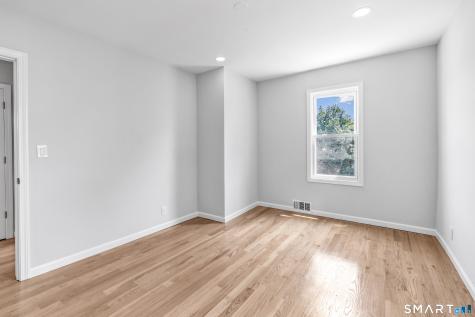 41 Burritt Avenue Stratford CT 06615