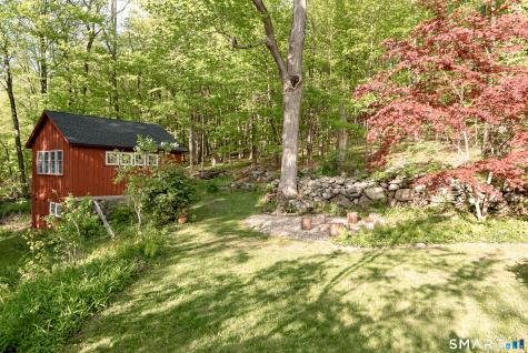 4 Cemetery Road Canton CT 06019