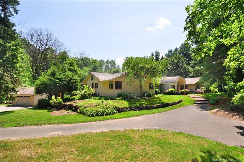 172 Waterville Road Avon CT 06001