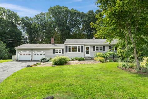 54 Appleblossom Lane Newtown CT 06470