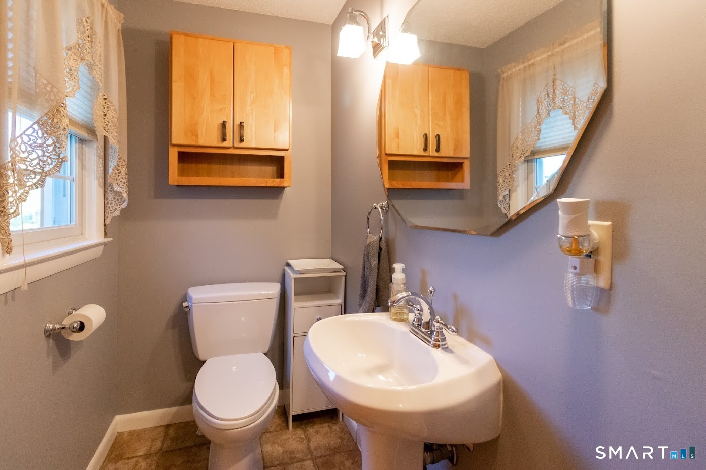 763 North Street Suffield CT 06078