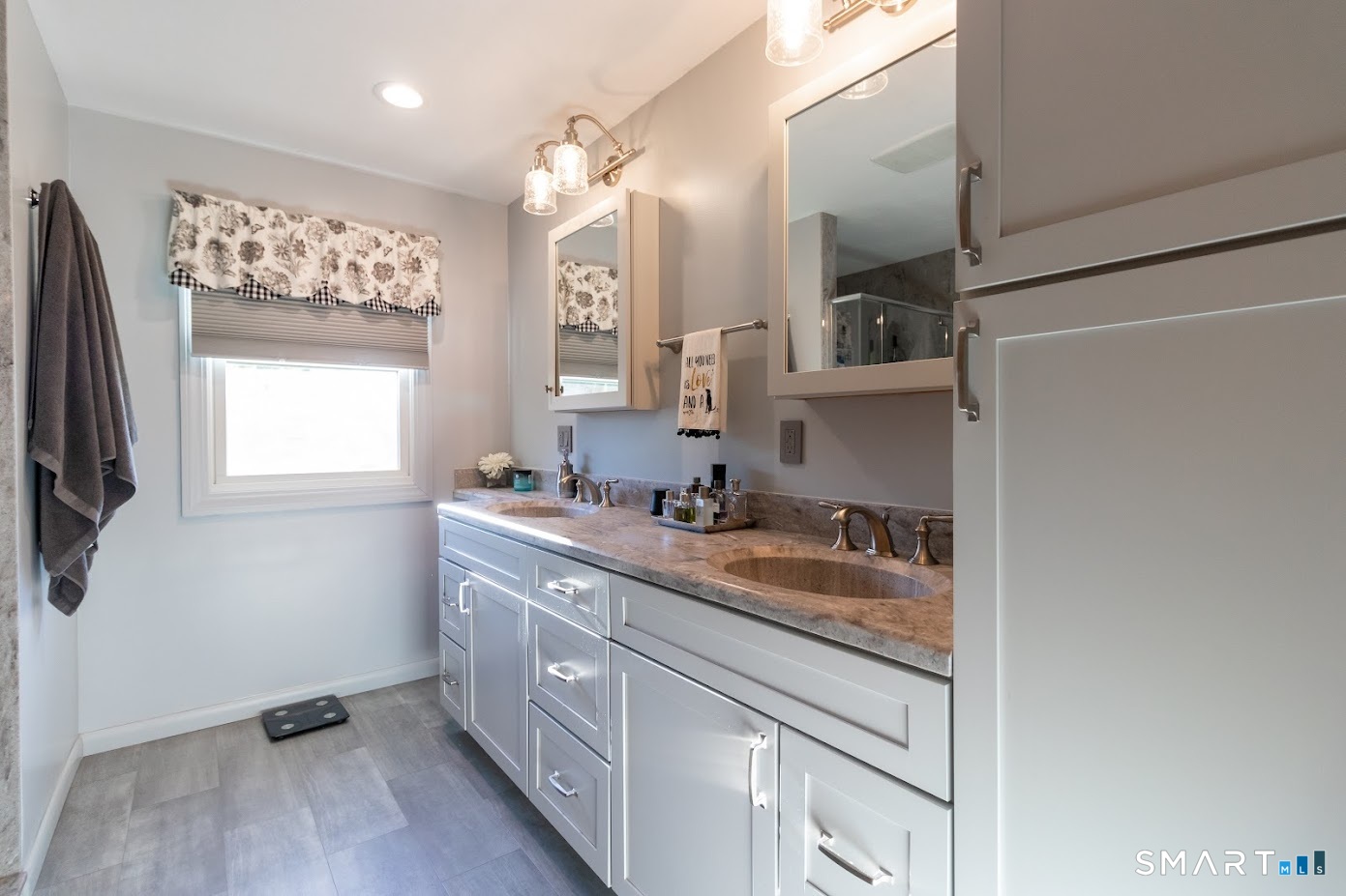 763 North Street Suffield CT 06078