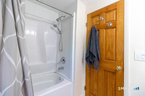 763 North Street Suffield CT 06078