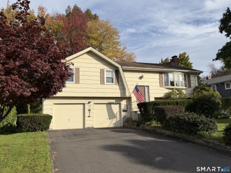 12 Nathan Hale Drive Newington CT 06111