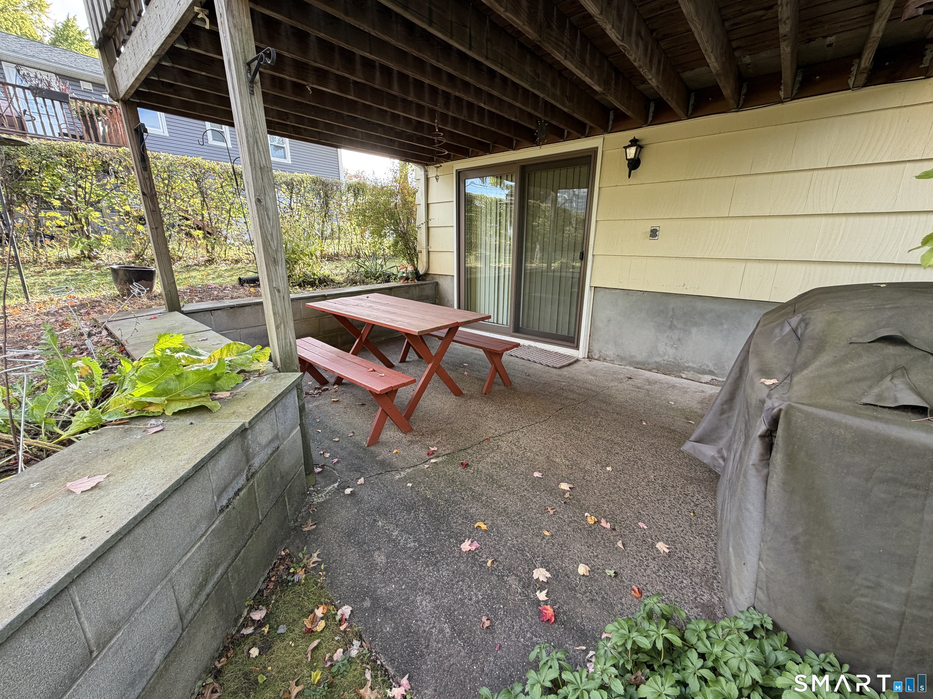 12 Nathan Hale Drive Newington CT 06111