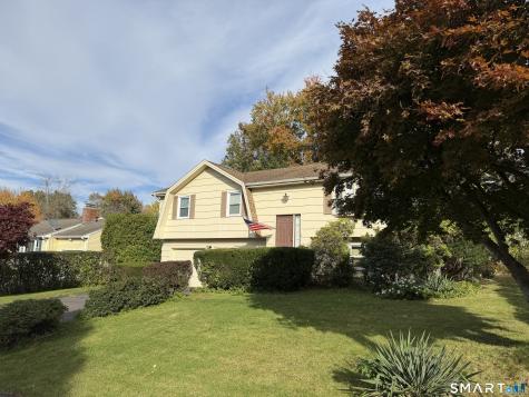 12 Nathan Hale Drive Newington CT 06111