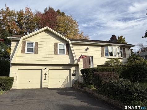 12 Nathan Hale Drive Newington CT 06111