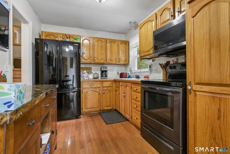 15 Hunters Path Clinton CT 06413