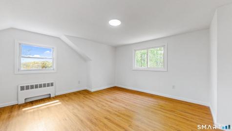 52 Glen Haven Road New Haven CT 06513