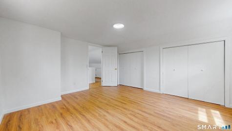 52 Glen Haven Road New Haven CT 06513