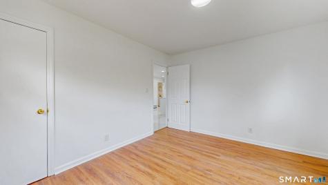52 Glen Haven Road New Haven CT 06513