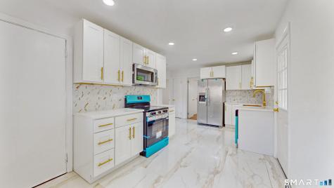 52 Glen Haven Road New Haven CT 06513