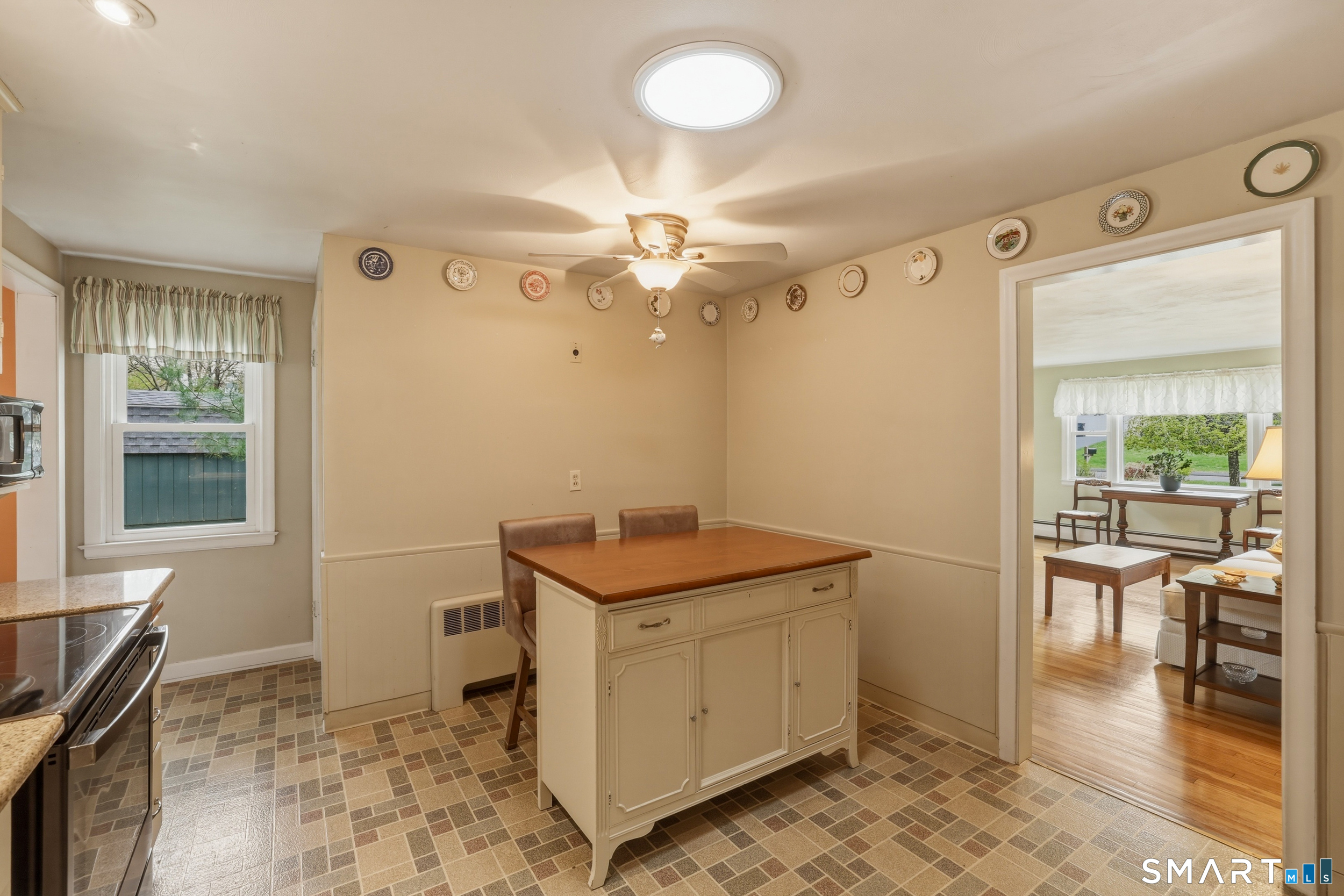 3 Bonnieview Drive East Granby CT 06026