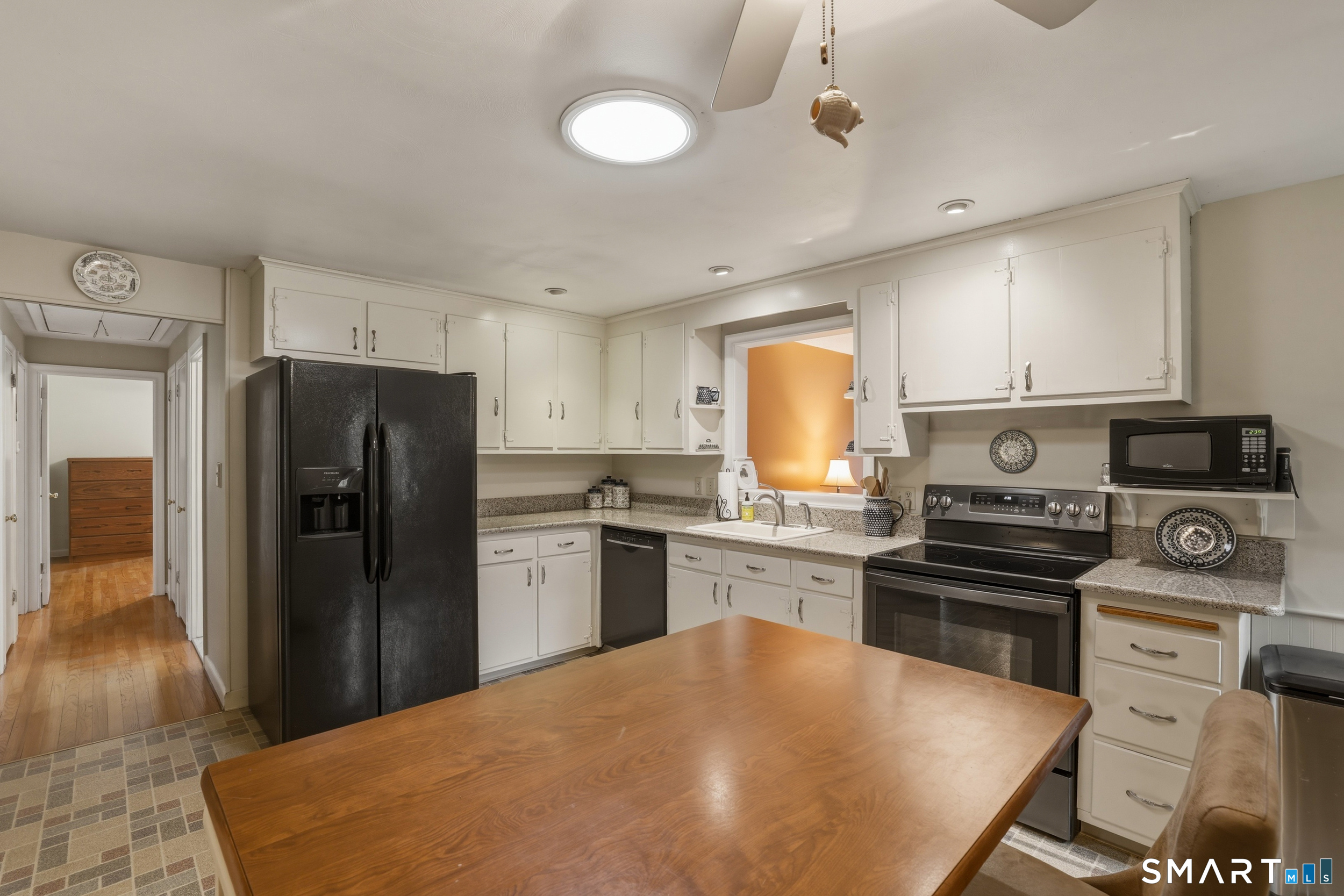 3 Bonnieview Drive East Granby CT 06026