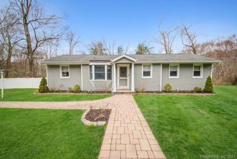 81 Mountain View Drive Newtown CT 06470