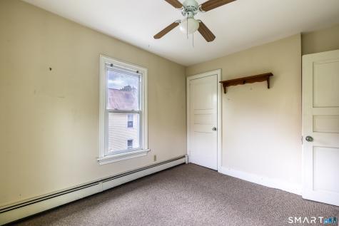 33 Sanford Street Seymour CT 06483