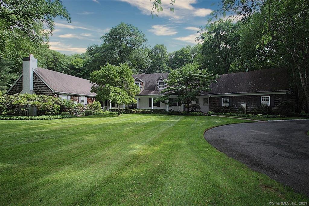 6 Ox Bow Lane Woodbridge CT 06525
