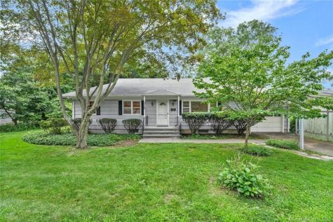 67 3RD Street Fairfield CT 06825