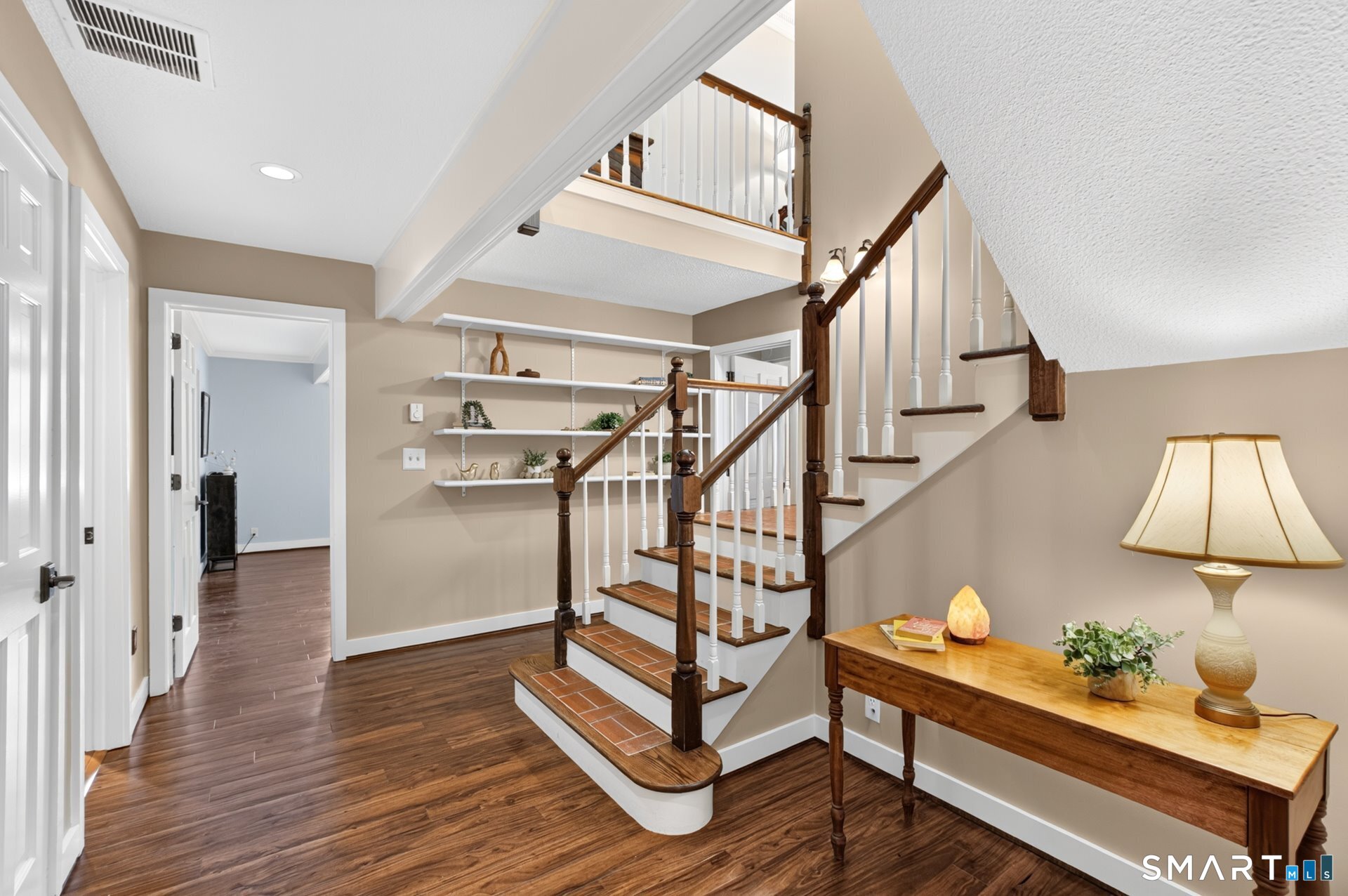 88 West Road Canton CT 06019