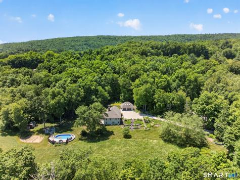 88 West Road Canton CT 06019