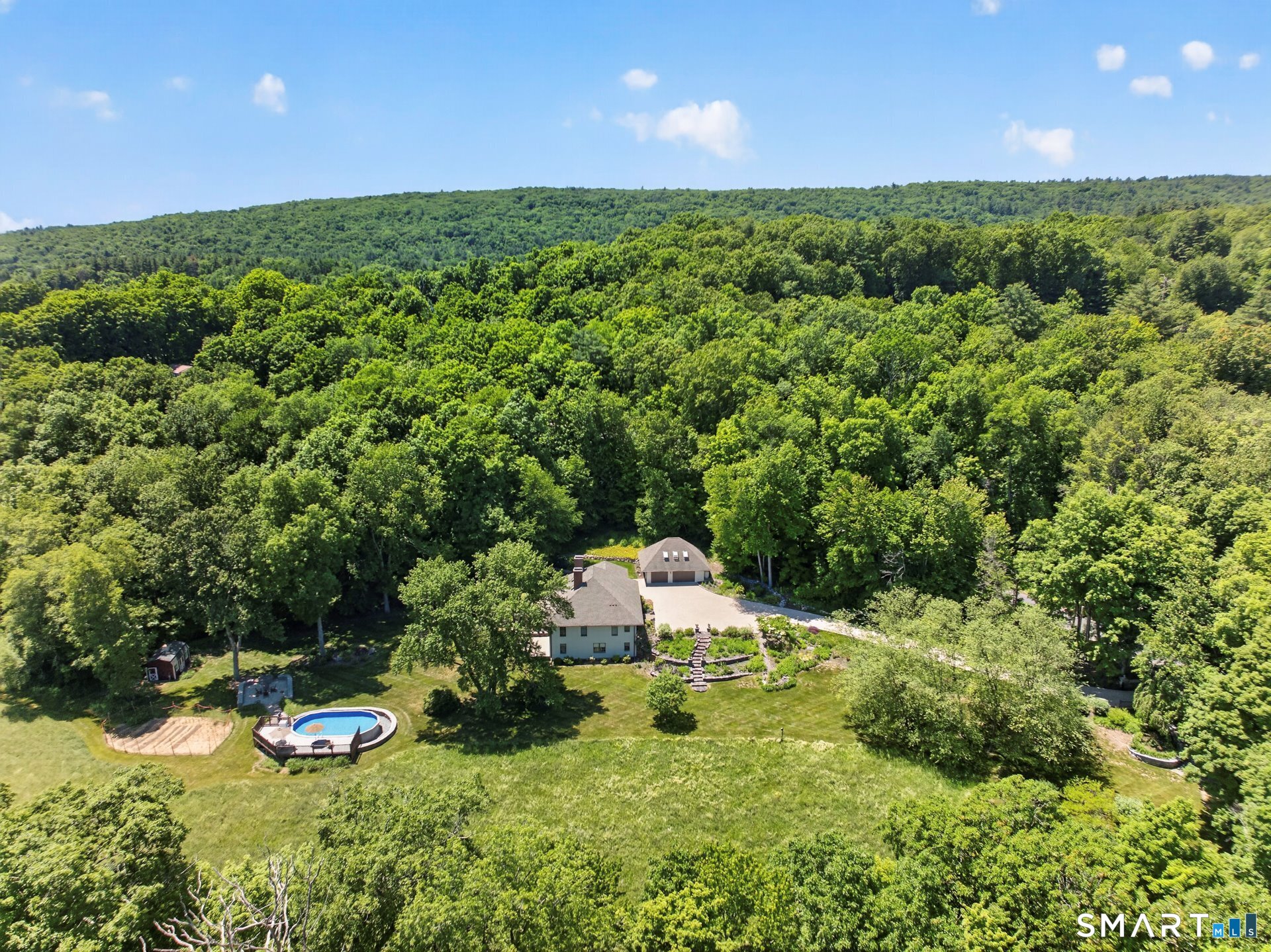 88 West Road Canton CT 06019