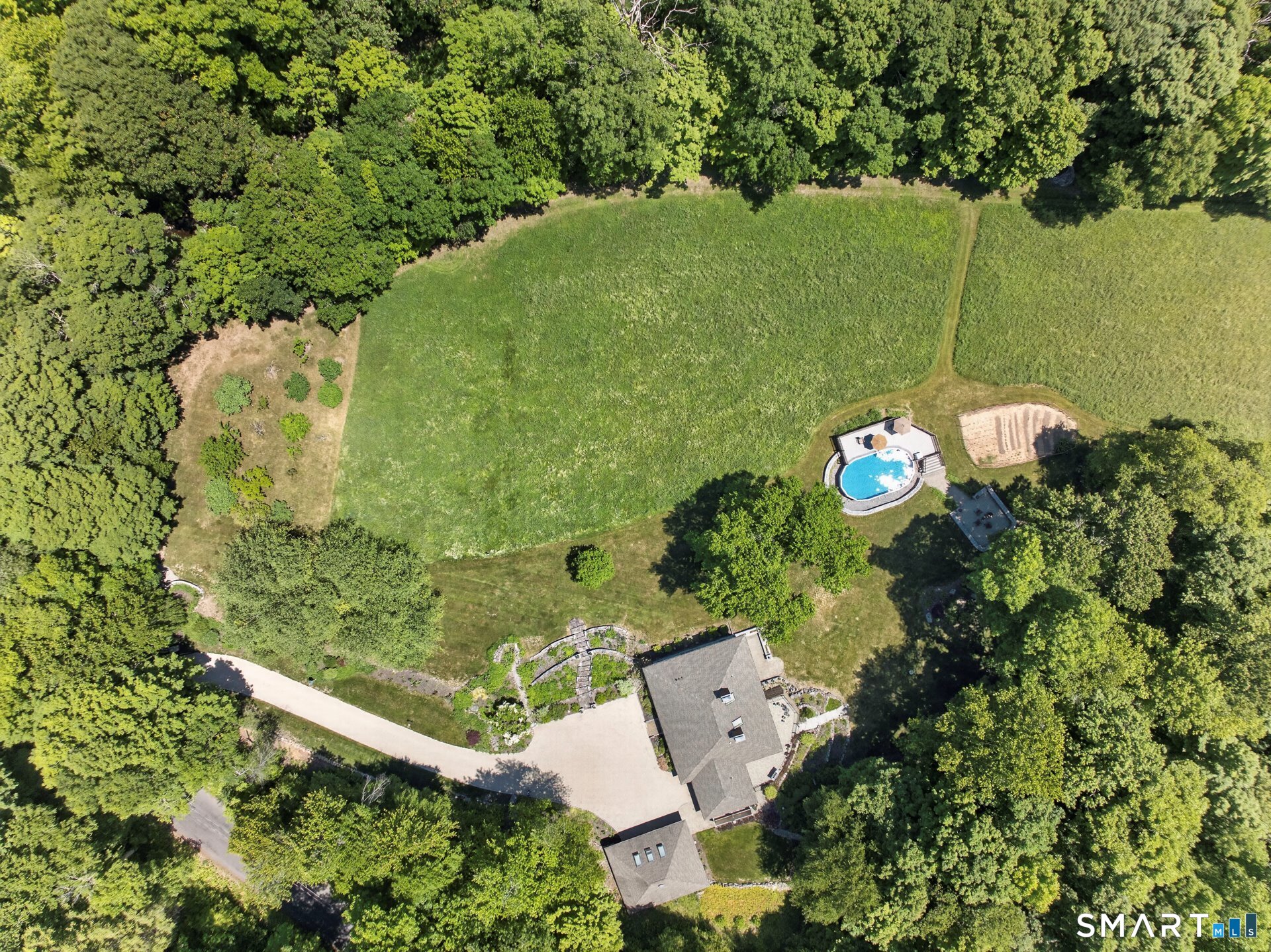 88 West Road Canton CT 06019