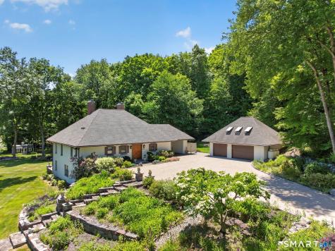 88 West Road Canton CT 06019