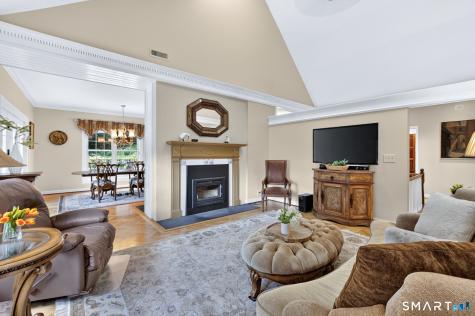 88 West Road Canton CT 06019