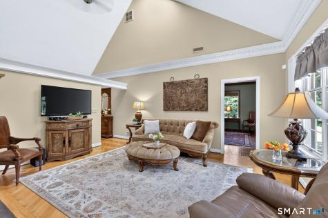 88 West Road Canton CT 06019