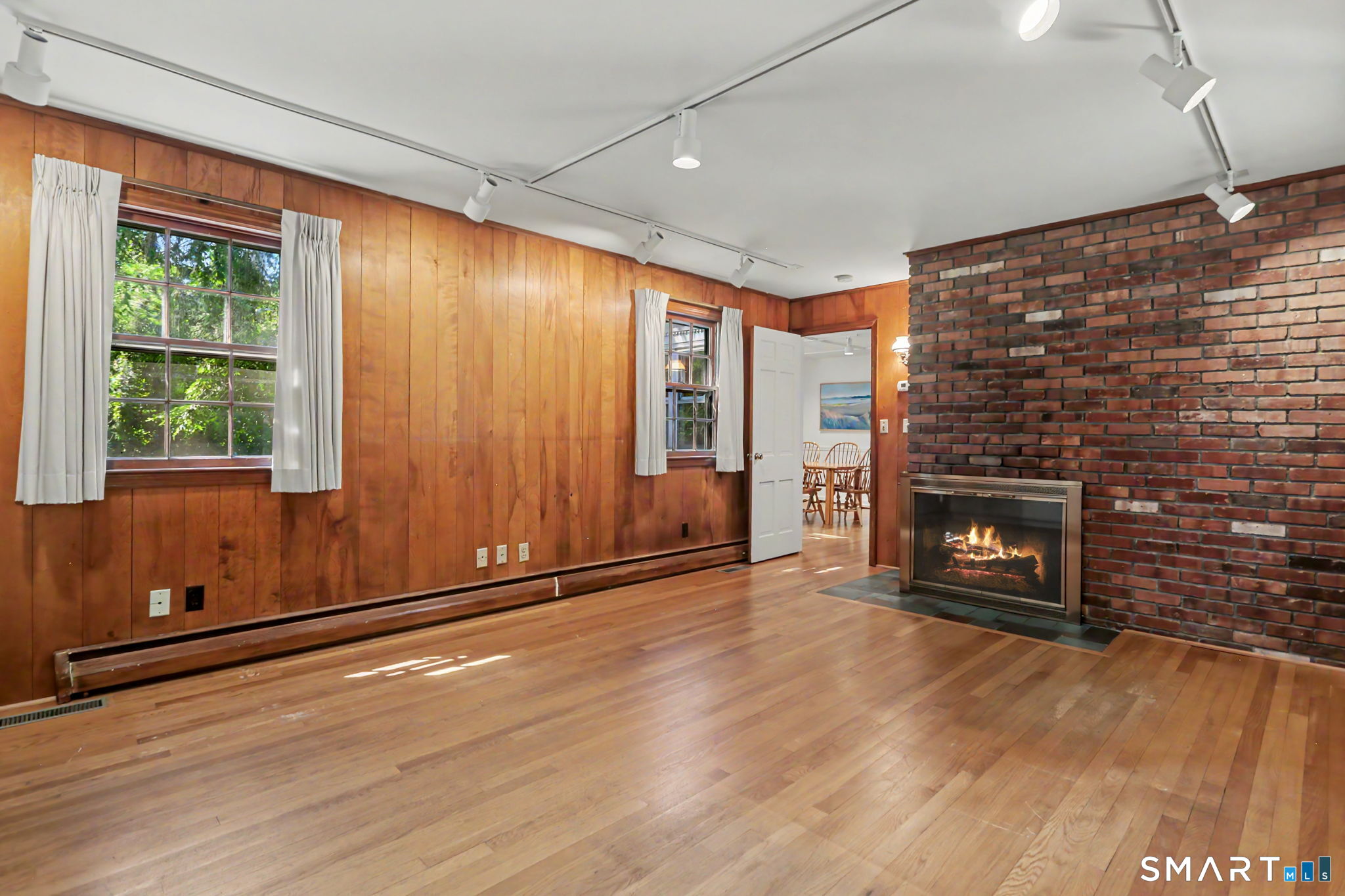 1951 Burr Street Fairfield CT 06824