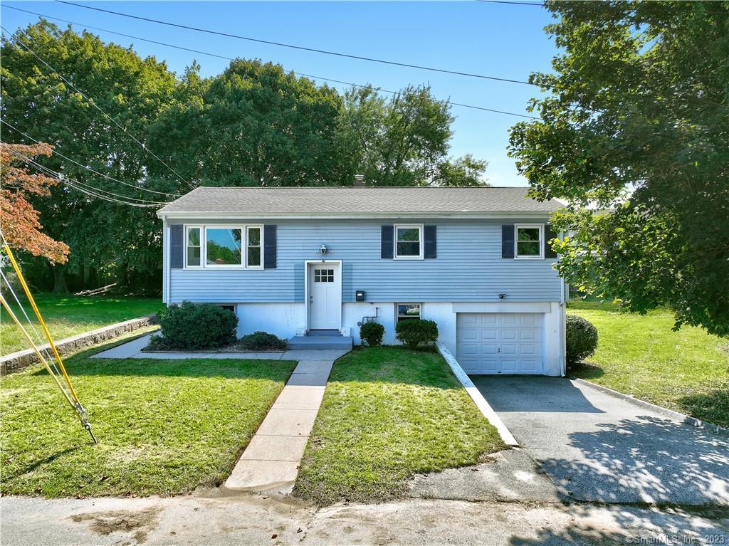 82 Cutler Street New London CT 06320