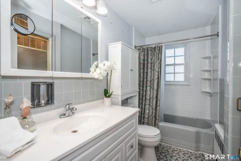 42 Haynes Road West Hartford CT 06117
