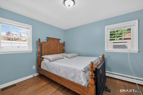83 Catherine Street East Haven CT 06512
