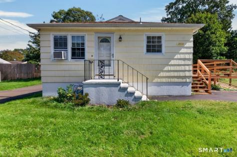 83 Catherine Street East Haven CT 06512